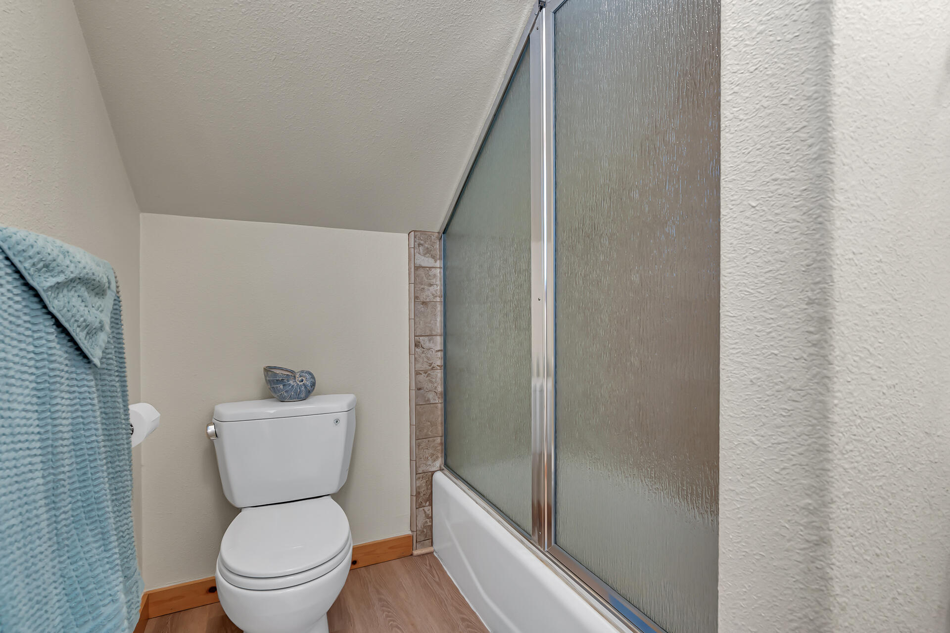 29101 Day Road McArthur, CA 96056 - Photo 31 of 48 a bathroom with a toilet and a shower