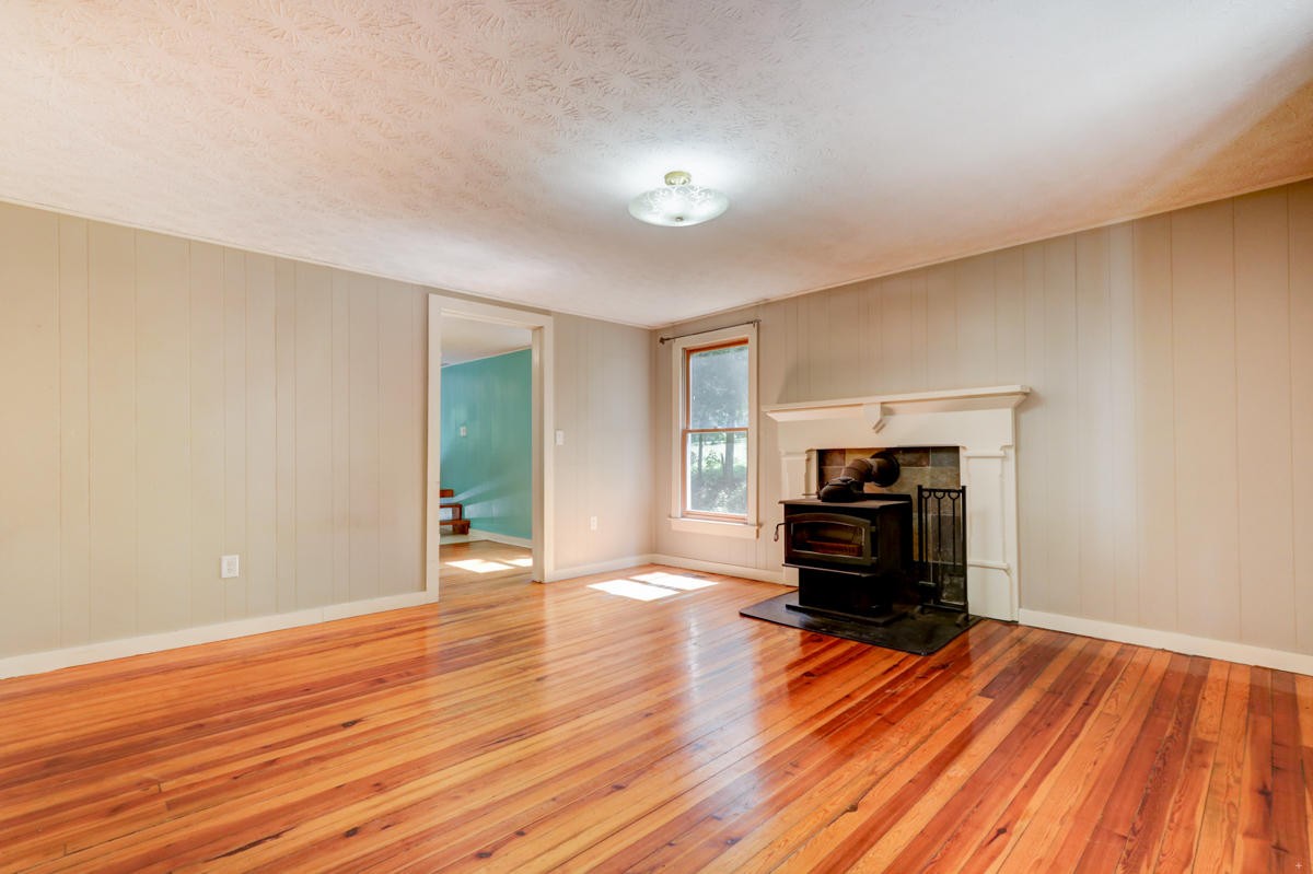 3318 Old Raccoon Valley Drive Heiskell, TN 37754 - Photo 13 of 29