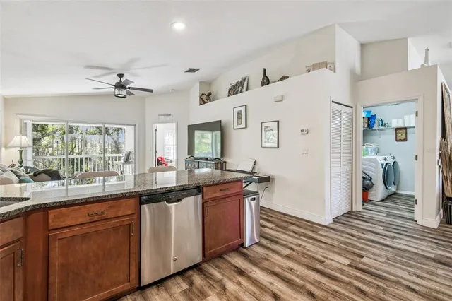 $299,000 | 1627 Hammocks Avenue, Lutz, FL 33549