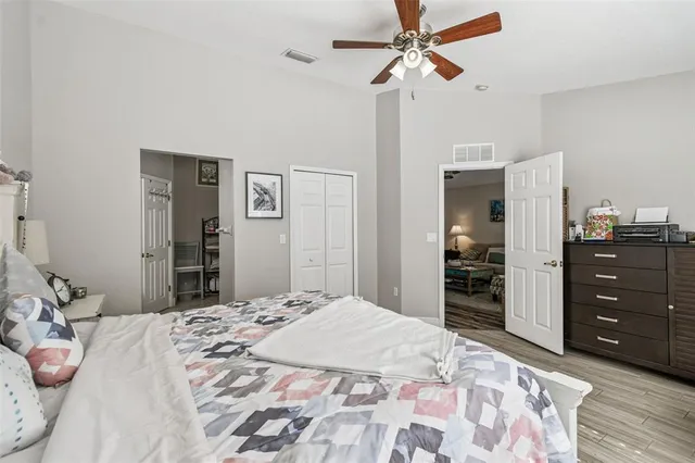 $299,000 | 1627 Hammocks Avenue, Lutz, FL 33549