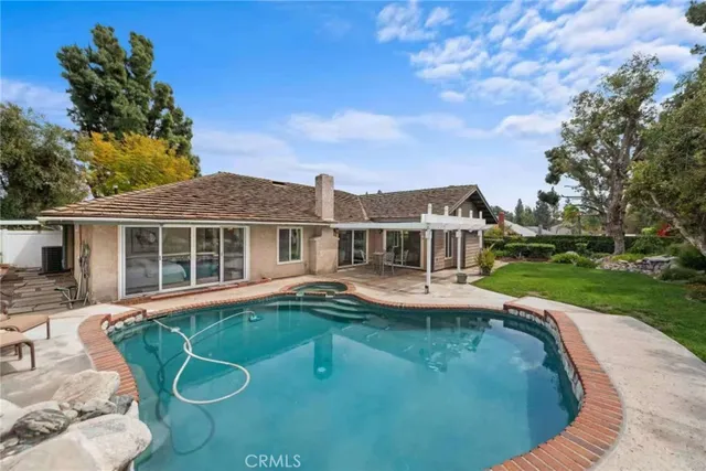$1,680,000 | 4951 Oak Tree Court, Yorba Linda, CA 92886