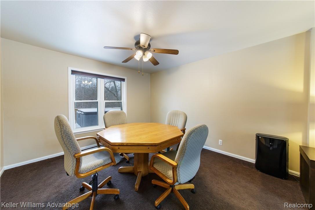4180 East Commerce Road Commerce Township, MI 48382 - Photo 9 of 37 Commerce_4180_Dining_01.jpg