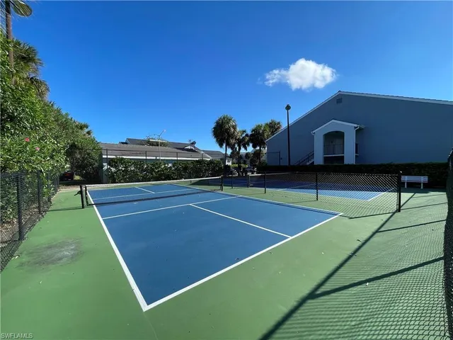 a view of a tennis court