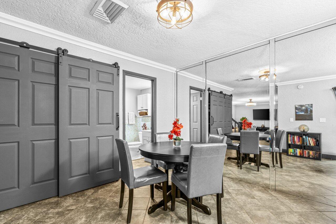 22180 Boca Rancho Drive, Unit B Boca Raton, FL 33428 - Photo 9 of 22 006-22180BocaRanchoDrive-B-BocaRaton-FL-