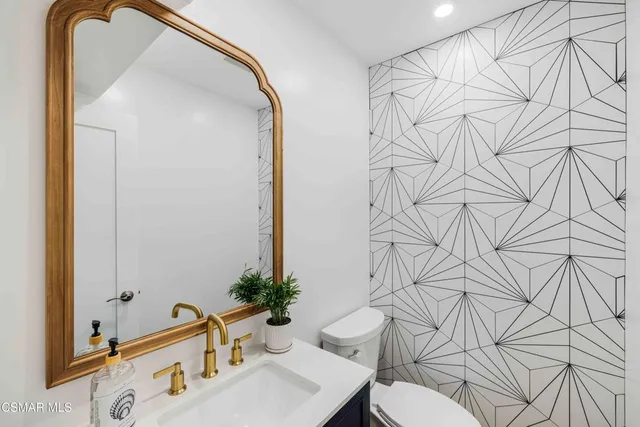 $1,599,000 | 5113 Whitecap Street, Oxnard, CA 93035