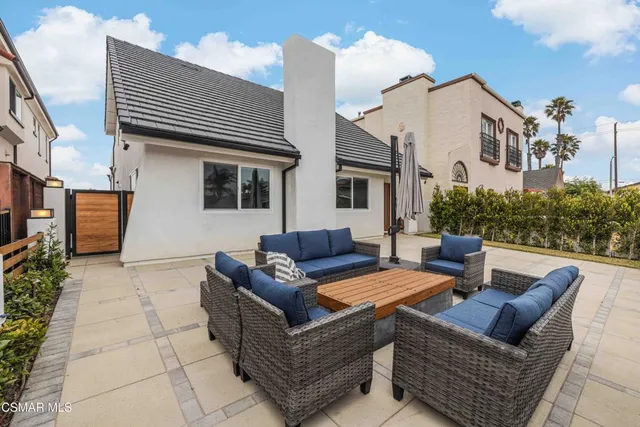 $1,599,000 | 5113 Whitecap Street, Oxnard, CA 93035