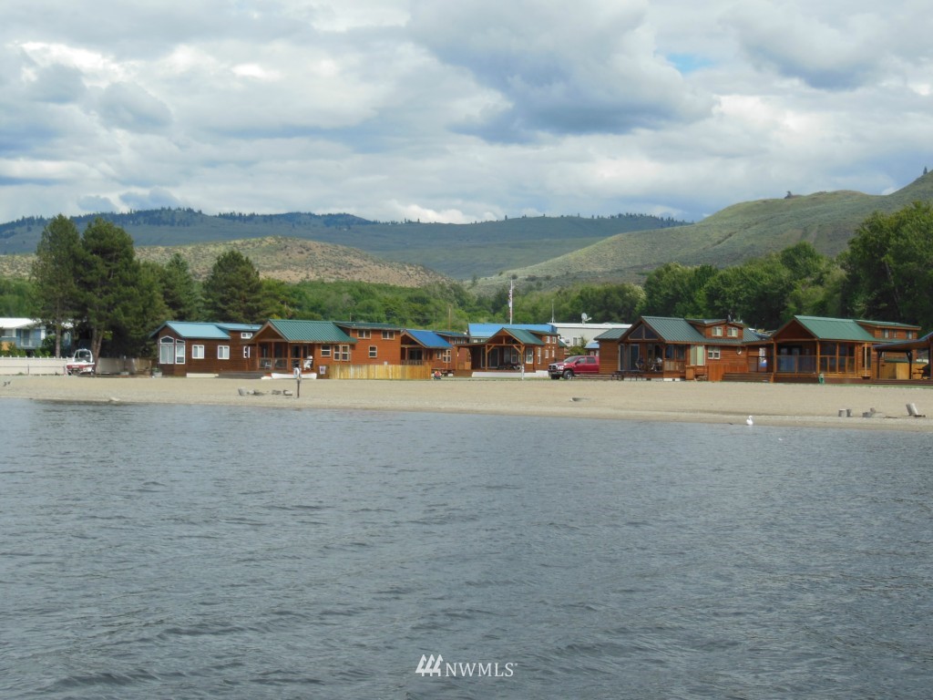 17 Oro Beach Road, Unit 4 37 Oroville, WA 98844 - Photo 4 of 12