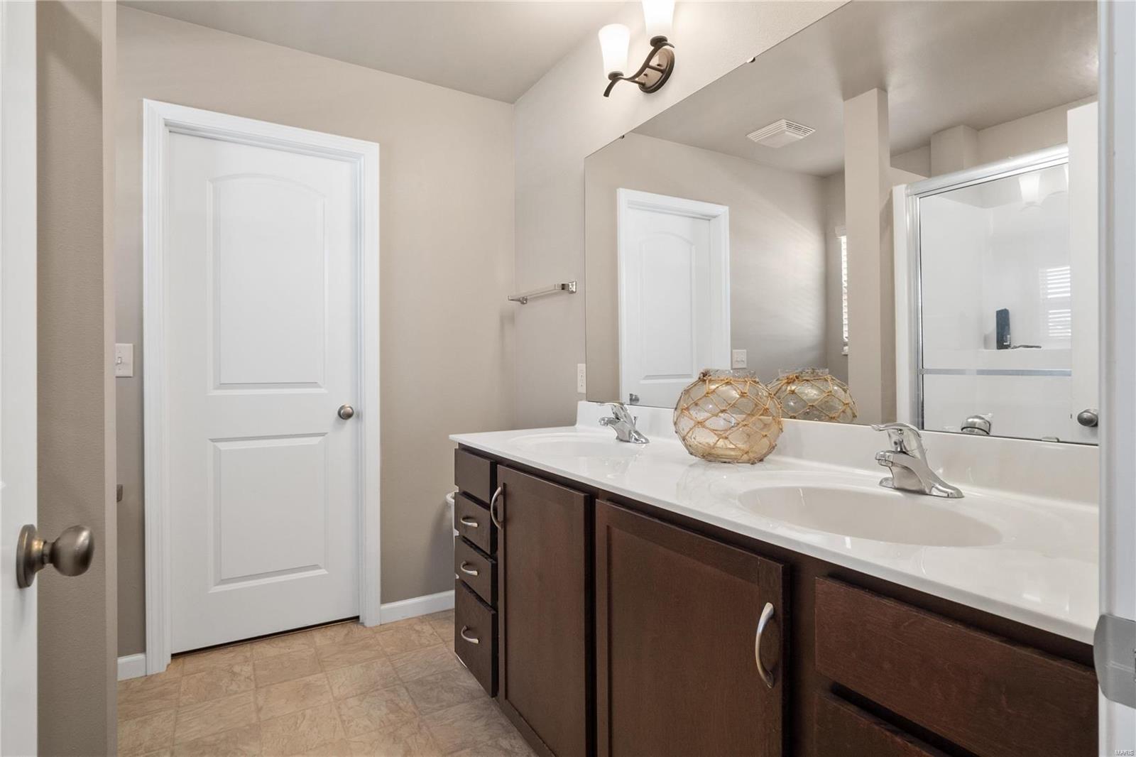 856 Bluff Ridge Lane Shiloh, IL 62221 - Photo 15 of 25