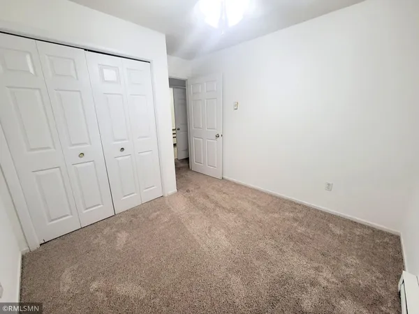 $1,050 | 530 Spring Street, Unit B1, Somerset, WI 54025