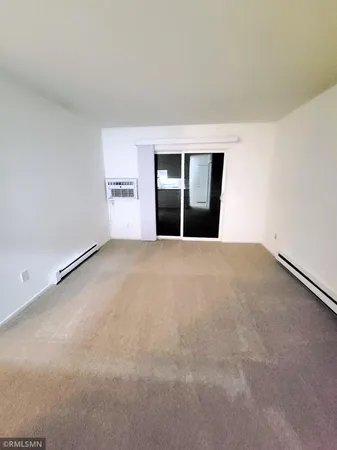 $1,050 | 530 Spring Street, Unit B1, Somerset, WI 54025