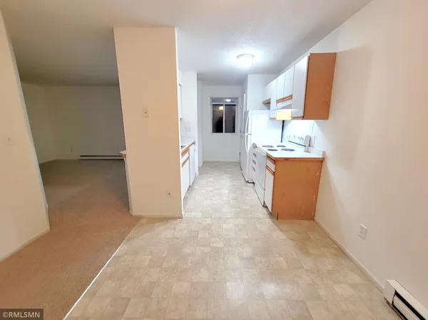 $1,050 | 530 Spring Street, Unit B1, Somerset, WI 54025