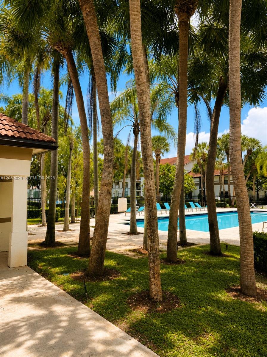 530 South Park Road, Unit 2411 Hollywood, FL 33021 - Photo 23 of 31