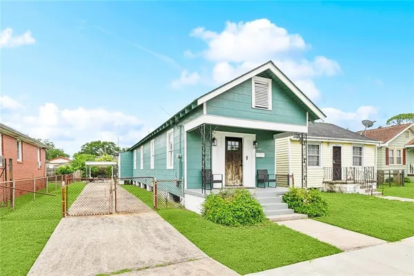 $1,645 | 4409 Annette Street, New Orleans, LA 70122