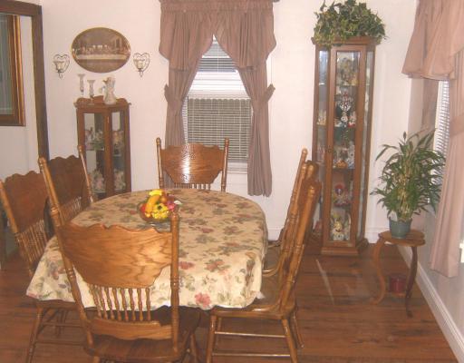 2712 Dwight Road Springfield, OH 45503 - Photo 3 of 12