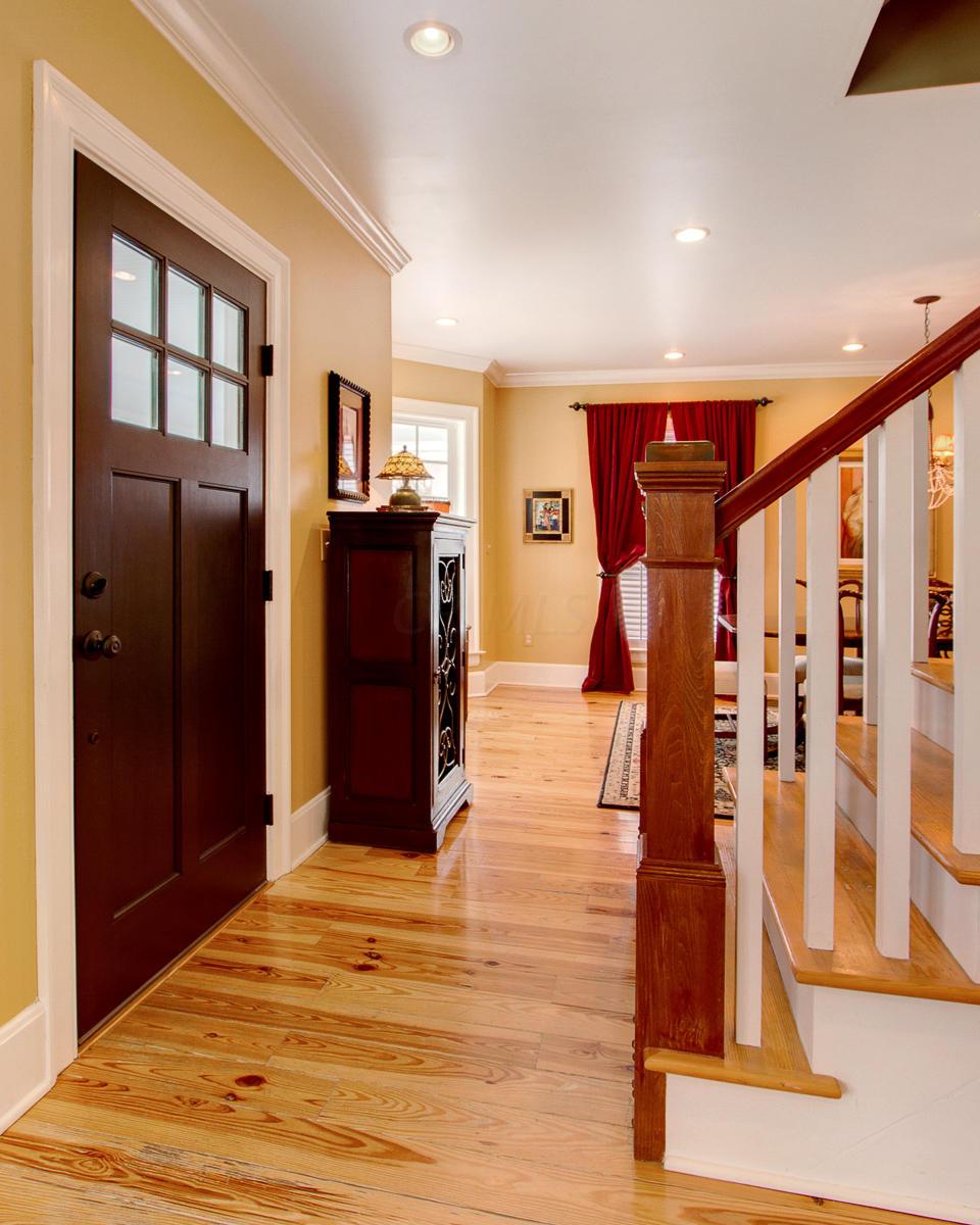 1355 Wyandotte Road Columbus, OH 43212 - Photo 4 of 40