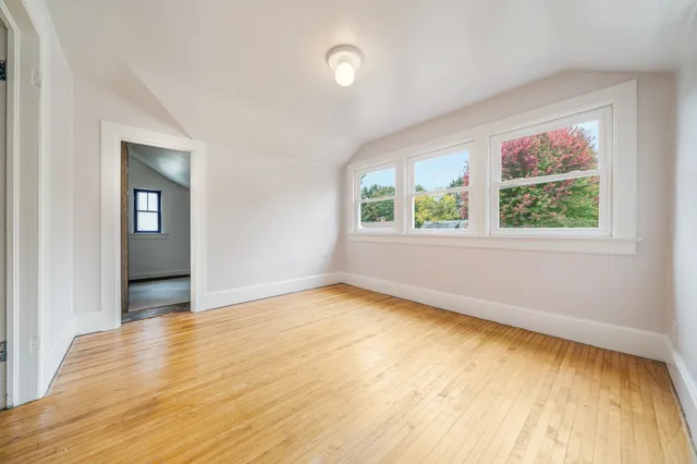 $209,000 | 88 North Clinton Avenue, Clintonville, WI 54929