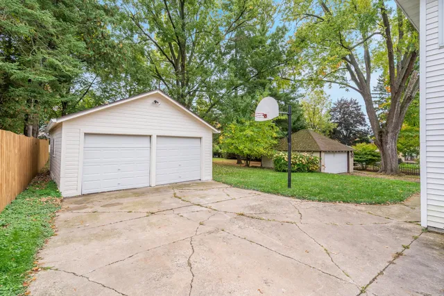 $209,000 | 88 North Clinton Avenue, Clintonville, WI 54929