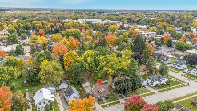 $209,000 | 88 North Clinton Avenue, Clintonville, WI 54929