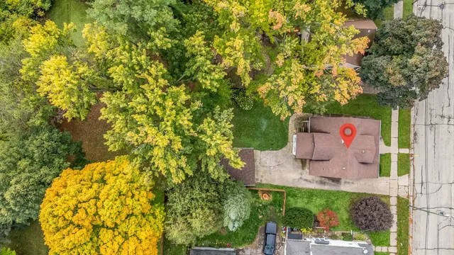 $209,000 | 88 North Clinton Avenue, Clintonville, WI 54929