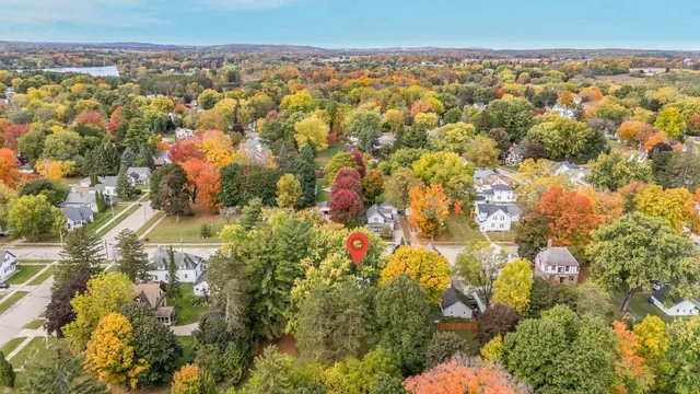 $209,000 | 88 North Clinton Avenue, Clintonville, WI 54929