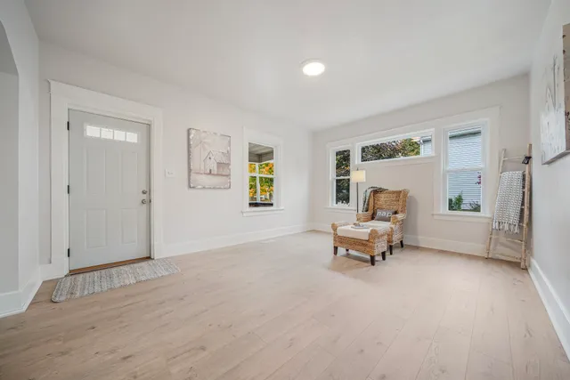 $209,000 | 88 North Clinton Avenue, Clintonville, WI 54929