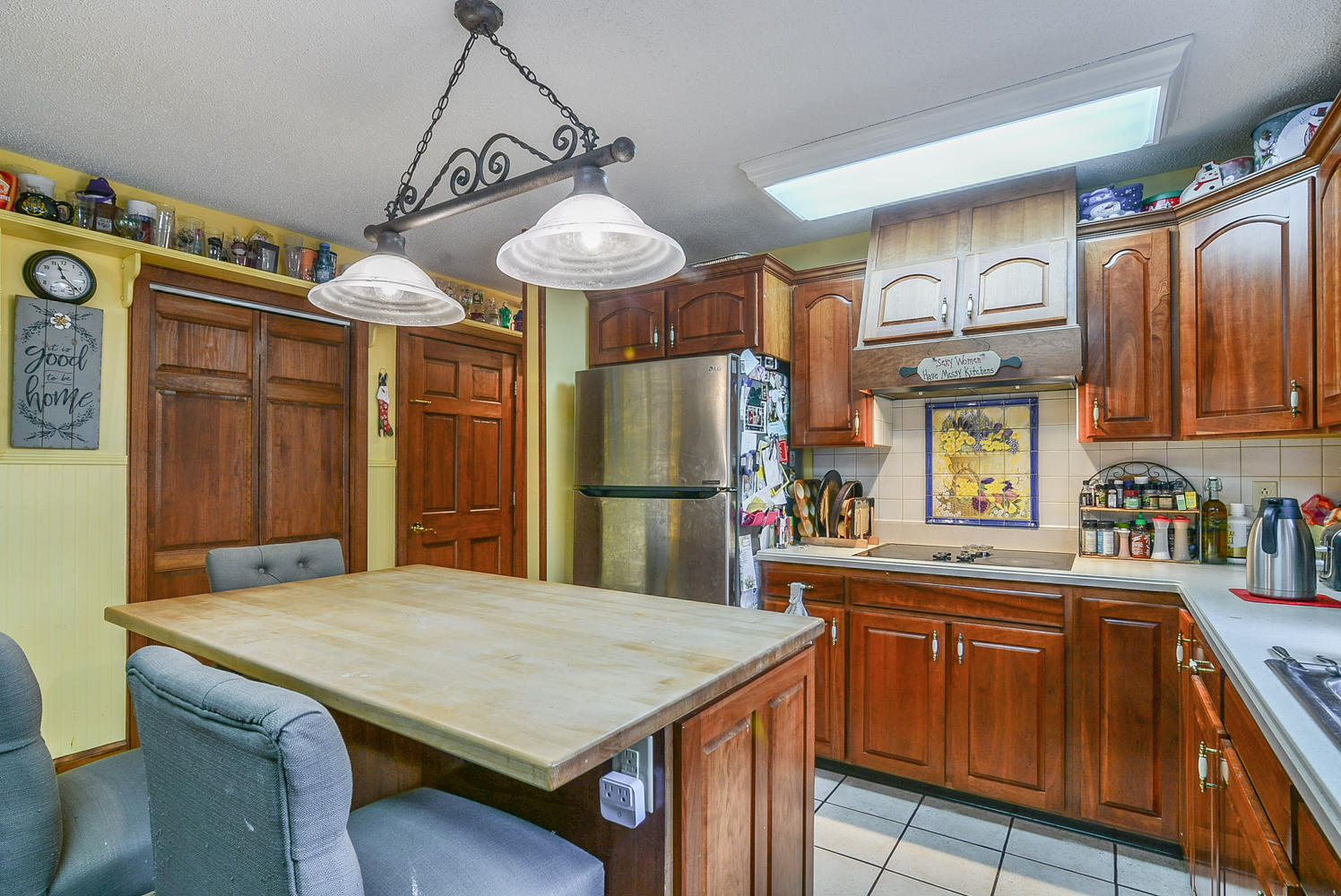 176 Harwood Road Gray, TN 37615 - Photo 14 of 47 176 Harwood kitchen 3