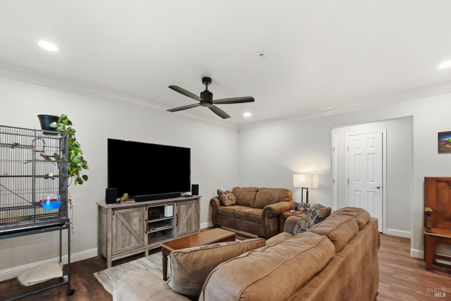 225 Burt Street, Unit 9 Santa Rosa, CA 95404 - Photo 9 of 32