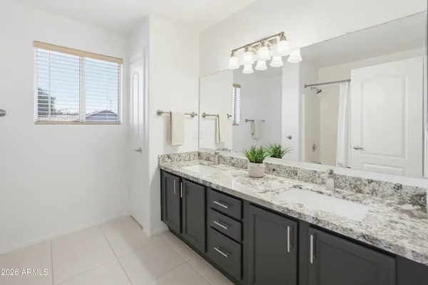 $515,000 | 490 South Catalina Street, Gilbert, AZ 85233