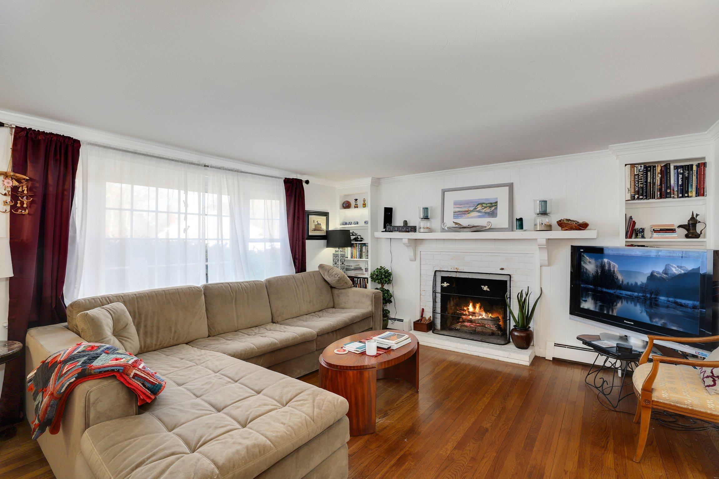 73 Lillian Road Hyannis, MA 02601 - Photo 7 of 28 14