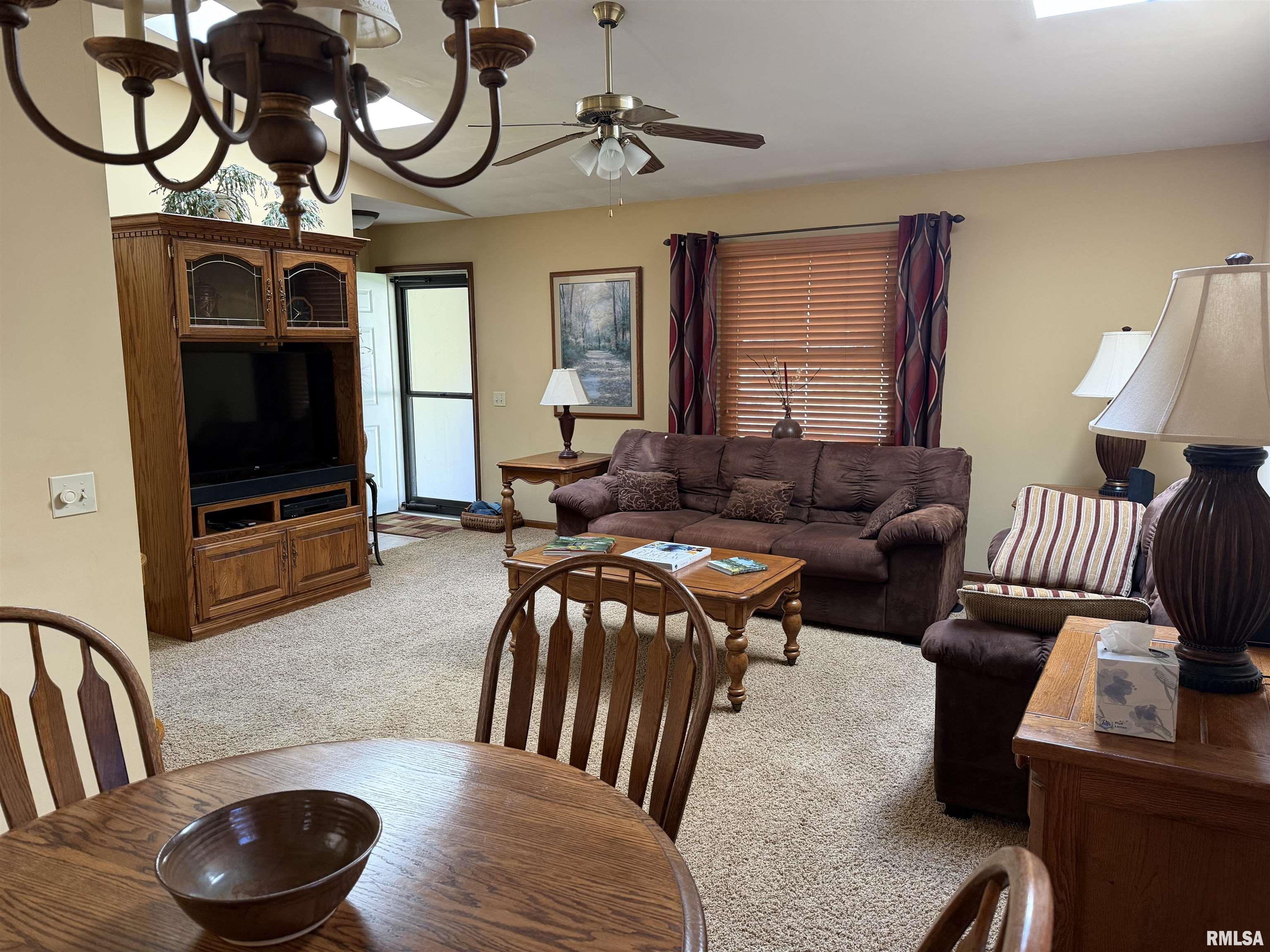 108 Astoria Road Springfield, IL 62704 - Photo 44 of 56 Gallery Image 44