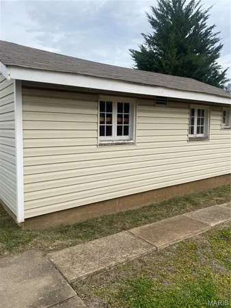 $99,900 | 4850 Goethe Avenue, St. Louis, MO 63116