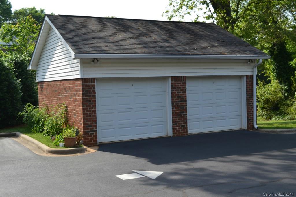 5617 Fairview Road Charlotte, NC 28209 - Photo 15 of 17