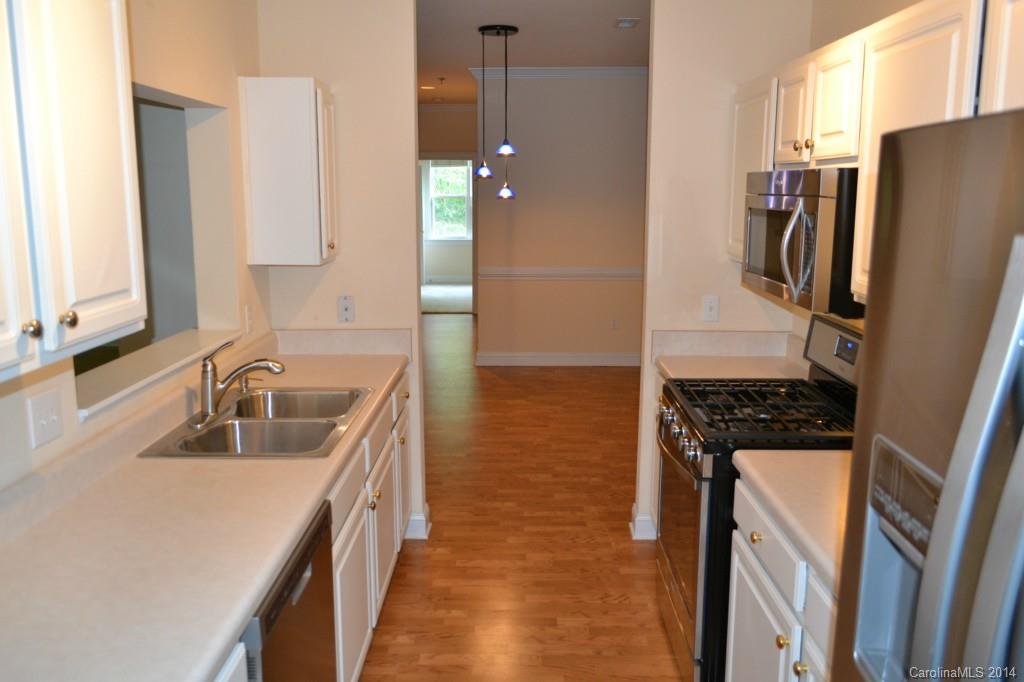 5617 Fairview Road Charlotte, NC 28209 - Photo 10 of 17