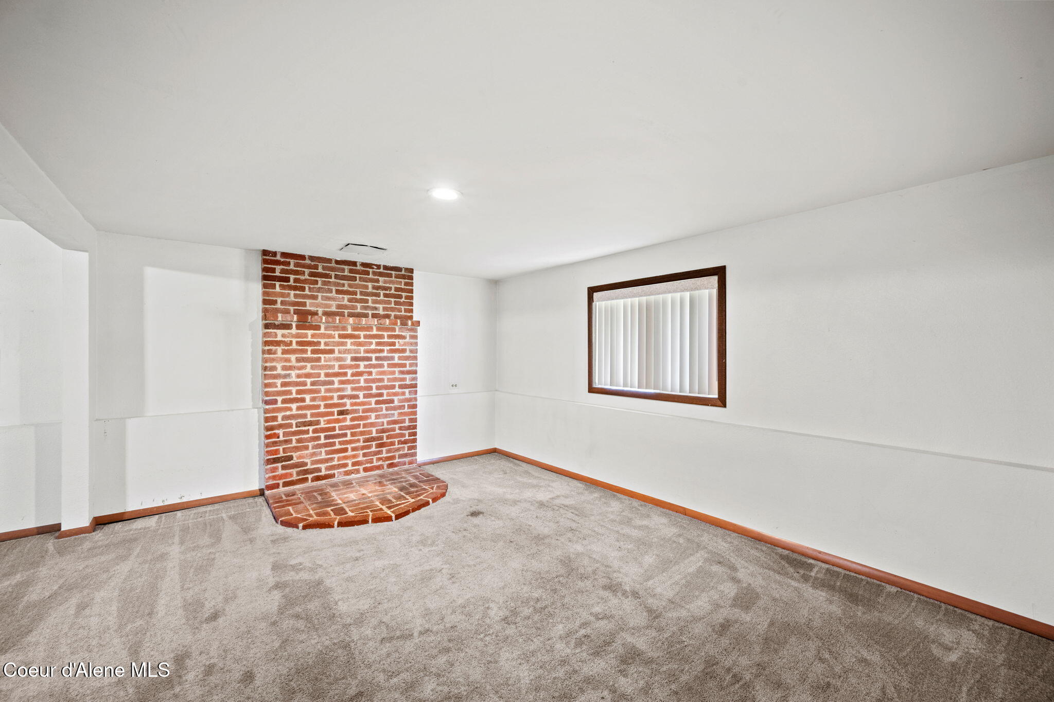 8247 Montana Street Rathdrum, ID 83858 - Photo 22 of 35 Family Room