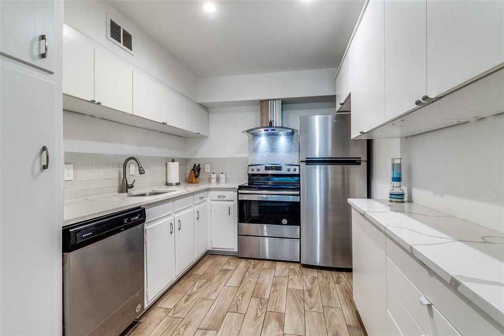 4340 Cedar Springs Road, Unit 109 Dallas, TX 75219 - Photo 7 of 12 Kitchen