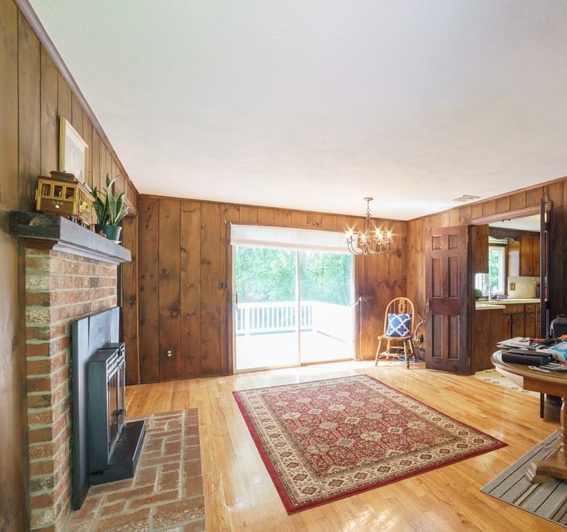 13 Deerfield Road Medway, MA 02053 - Photo 11 of 28