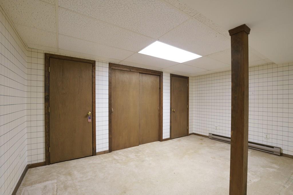 13 Deerfield Road Medway, MA 02053 - Photo 24 of 28