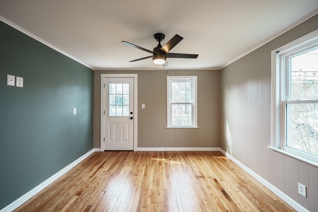 194 Holyoke Road Westfield, MA 01085 - Photo 13 of 34 Gallery Image 13