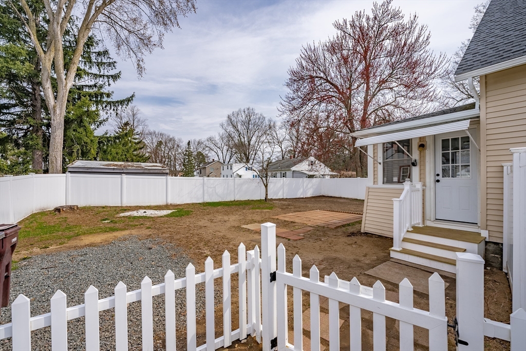 194 Holyoke Road Westfield, MA 01085 - Photo 34 of 34 Gallery Image 34
