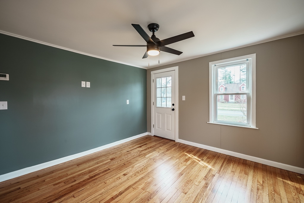 194 Holyoke Road Westfield, MA 01085 - Photo 9 of 34 Gallery Image 9