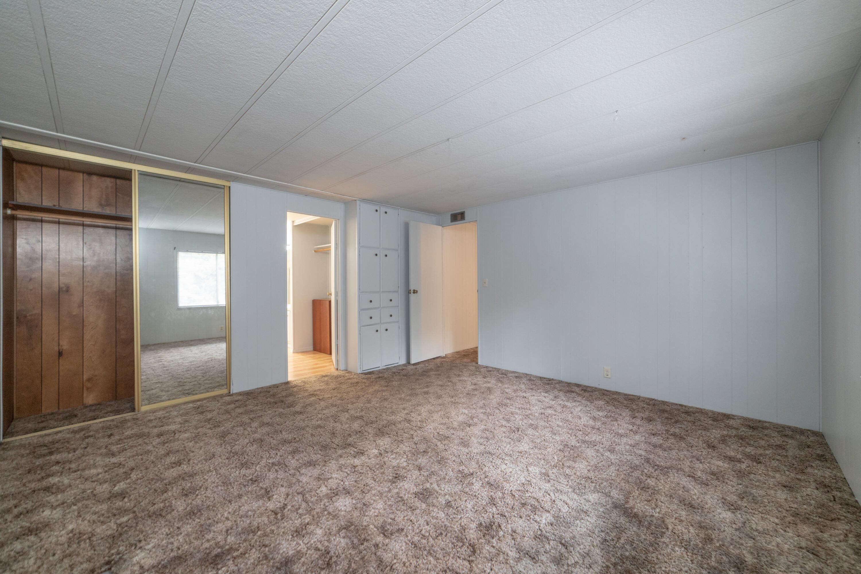 60186 Agate Road Bend, OR 97702 - Photo 17 of 57 Z-16