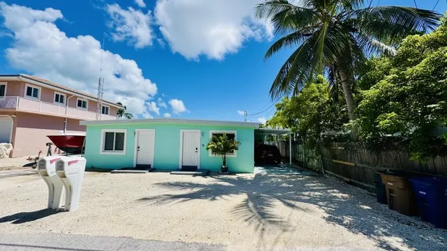 $1,700,000 | 574-576 99th St Ocean, Marathon, FL 33050