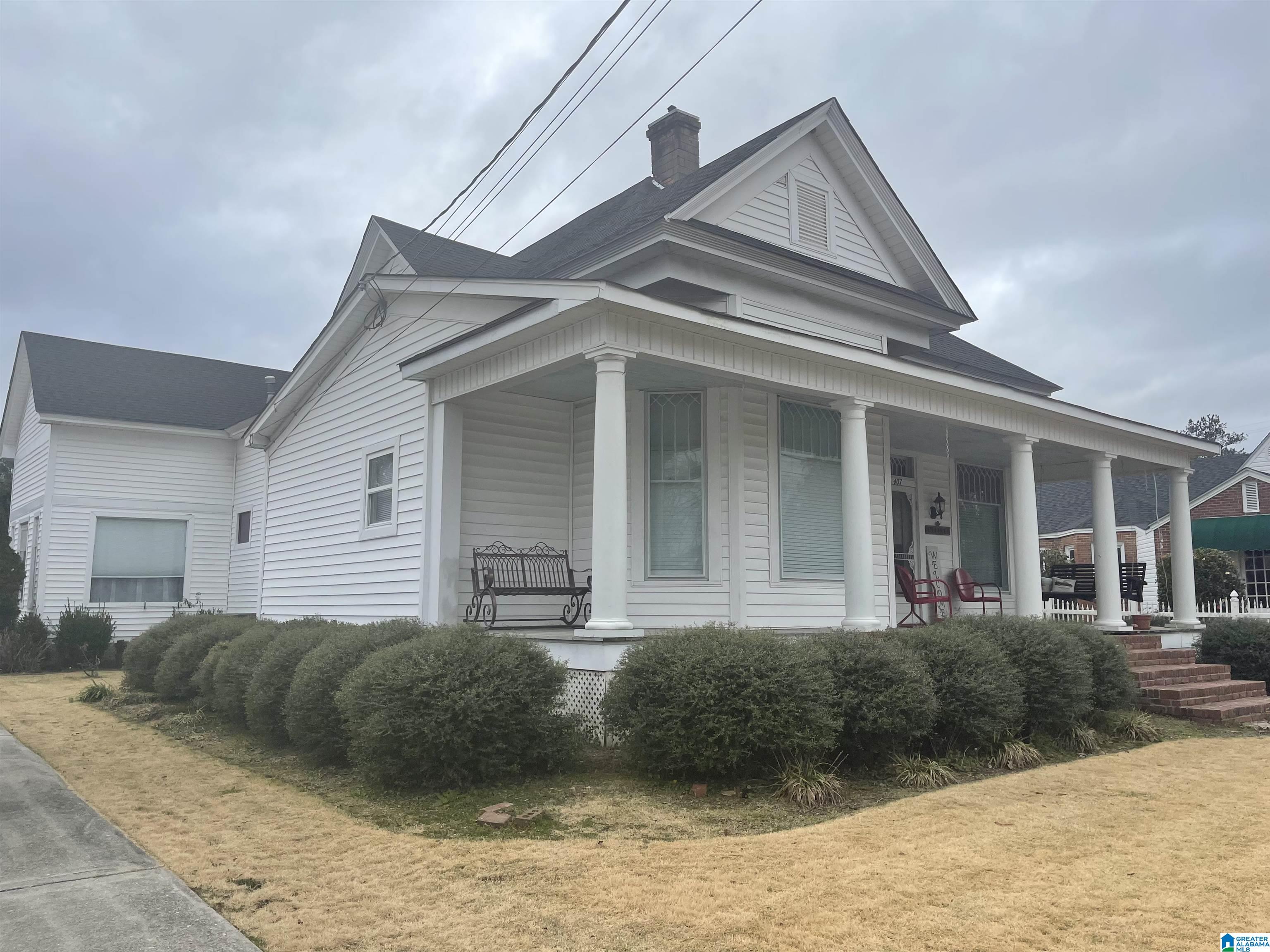 407 6th Street North Clanton, AL 35045 - Photo 6 of 49