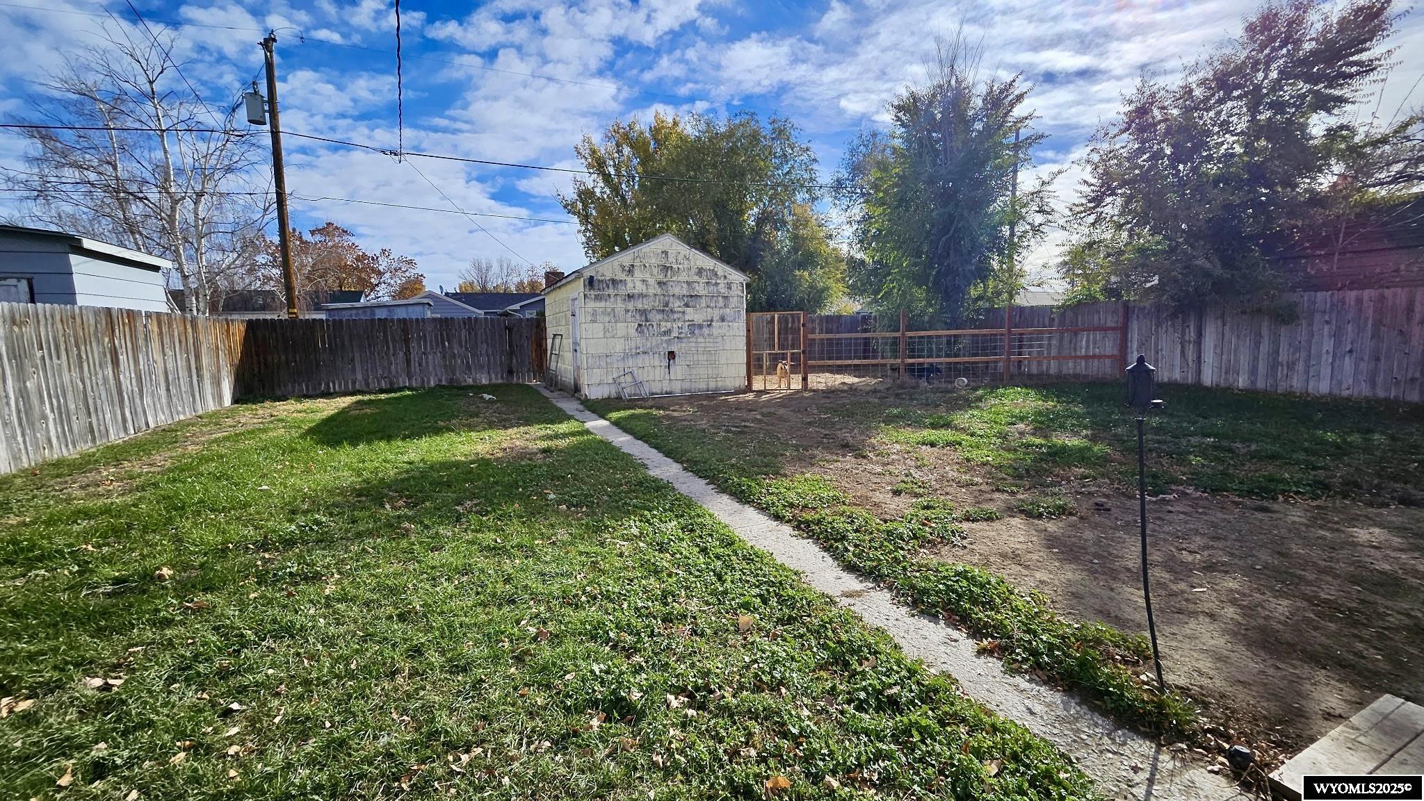 817 South 11th Street Worland, WY 82401 - Photo 24 of 27