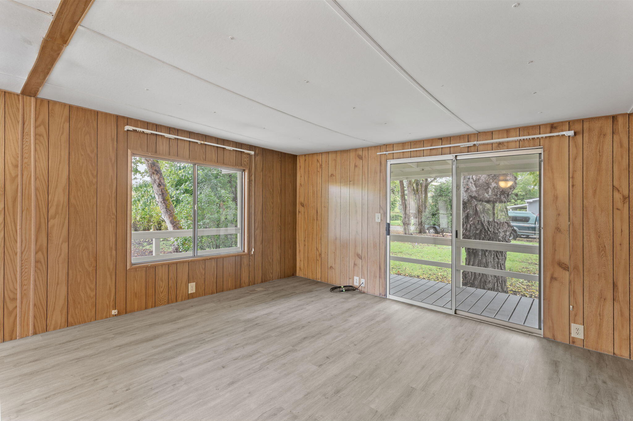 335 Tavis Drive Merlin, OR 97532 - Photo 10 of 25