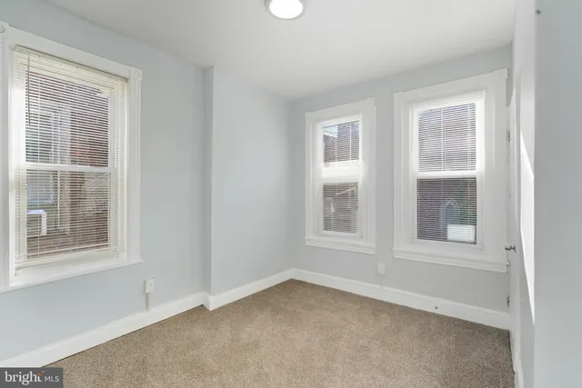 $1,800 | 5044 Wade Street, Philadelphia, PA 19144