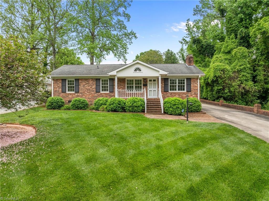 2005 Independence Road Greensboro, NC 27408 - Photo 2 of 40 Gallery Image 2