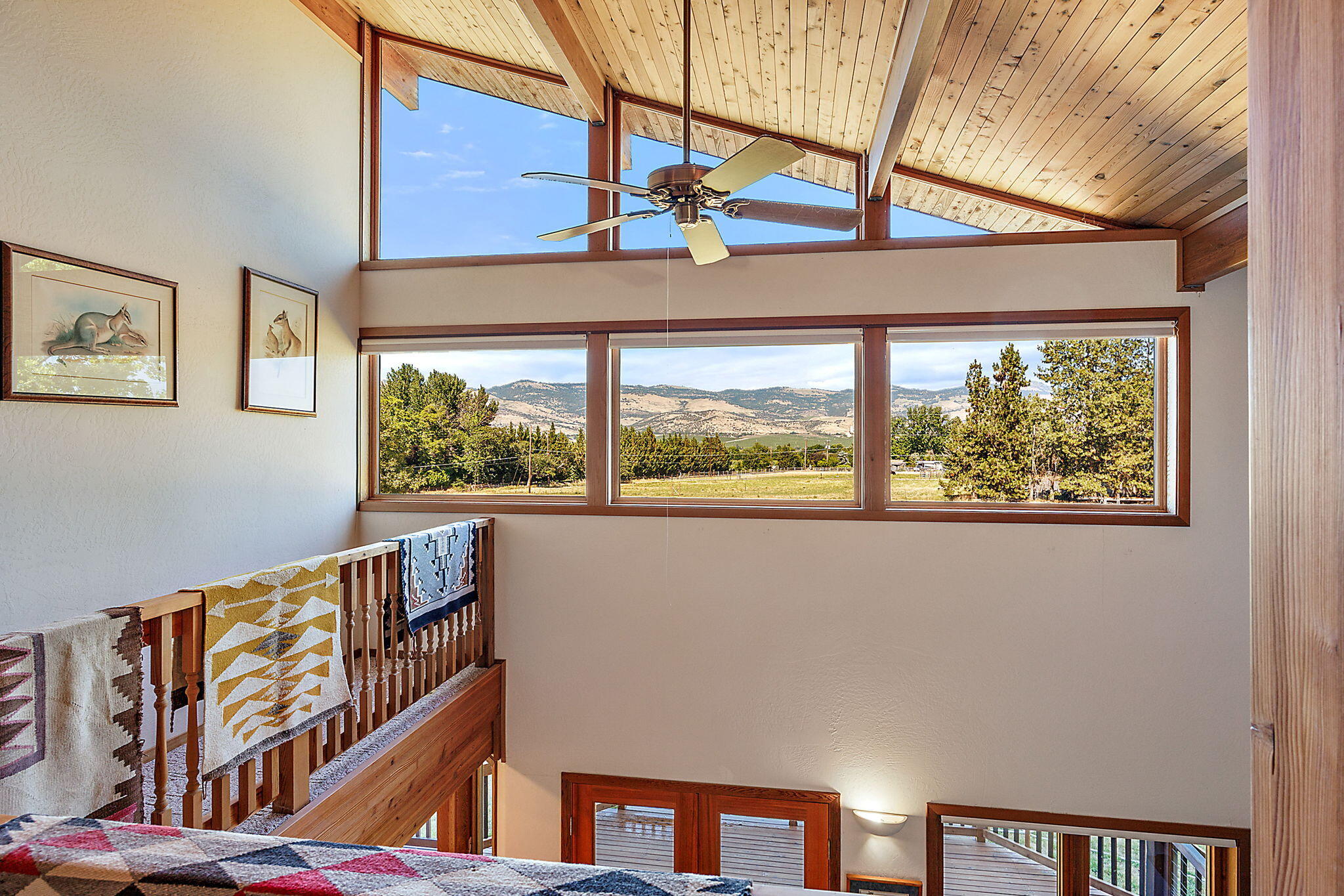 705 Foss Road Talent, OR 97540 - Photo 45 of 93 Loft Views