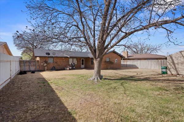 $159,900 | 403 Poplar Street, Levelland, TX 79336
