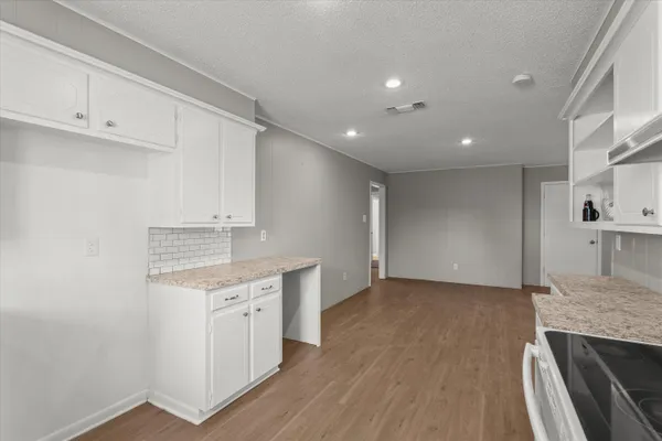 $159,900 | 403 Poplar Street, Levelland, TX 79336